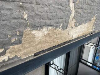 弐番館　バルコニー外側