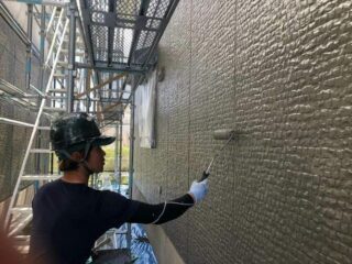 弐番館　一階外壁