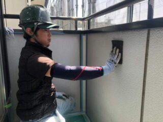 二番館　バルコニー内側