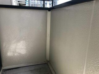 二番館　バルコニー内側