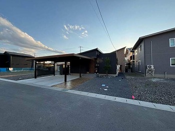 山形県上山市S様邸｜カーポート・スタンプコンクリート事例