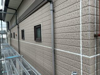 外壁（盤間目地完了）