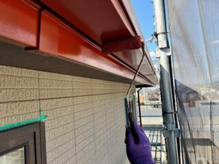 雨樋（下塗り）