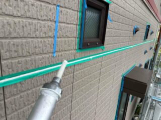 外壁（シール充填）