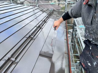 屋根（上塗り2回目）