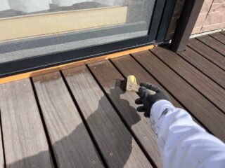 ウッドデッキ（木部専用塗料塗布）