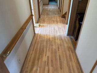 室内（下地処理完了）