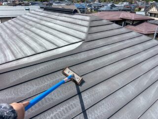 屋根ケレン、目荒らし