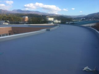 N病院屋上防水改修工事｜臭いの出ないアロンSQ-TK工法｜山形