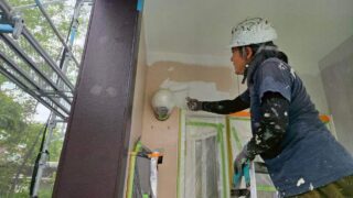 １階外壁下塗り