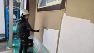 1階外壁上塗り１回目
