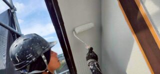 軒天上塗り２回目