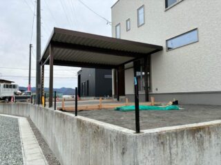フェンス支柱建て