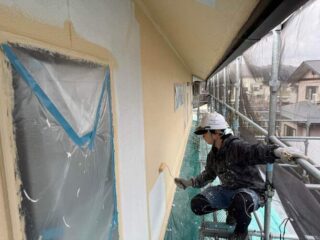 外壁塗装｜中塗り