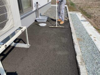 細砂敷き