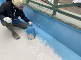 施工中