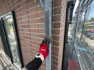 雨樋塗装目粗し